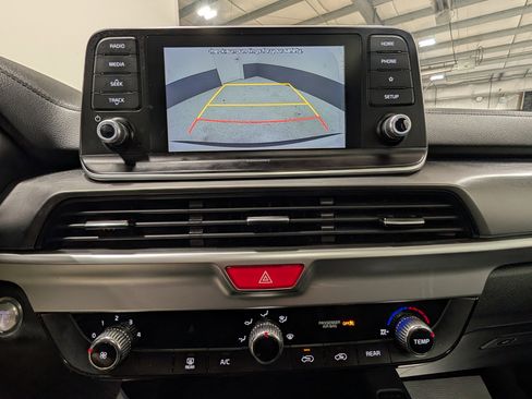 Used 2020 Kia Telluride S w/ S 8 Passenger Seating Package AWD/4WD image 26