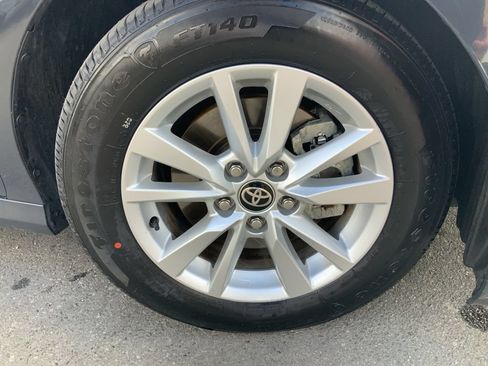 Used 2025 Toyota Camry LE FWD image 9