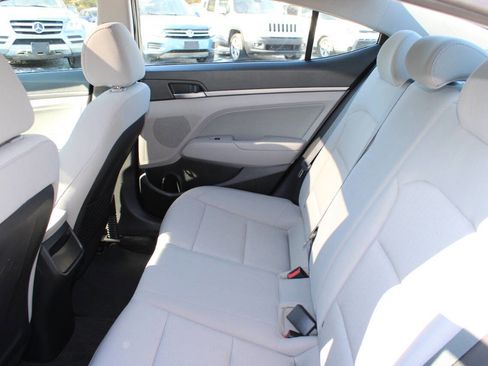 Used 2018 Hyundai Elantra Value Edition image 21