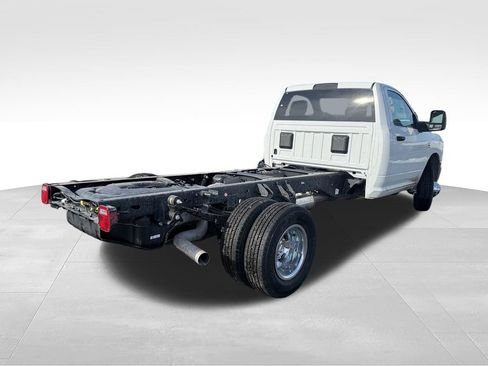 New 2026 RAM 3500 Tradesman w/ Chrome Appearance Group A AWD/4WD image 7