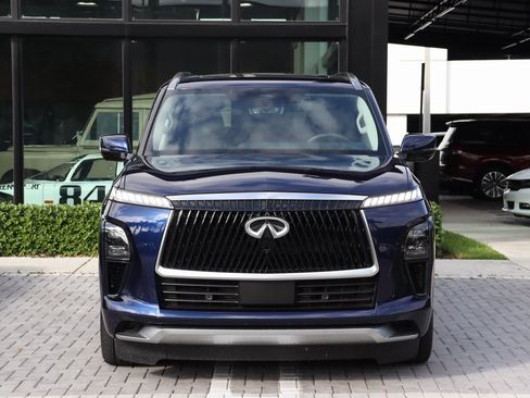 Certified 2025 INFINITI QX80 Luxe image 3