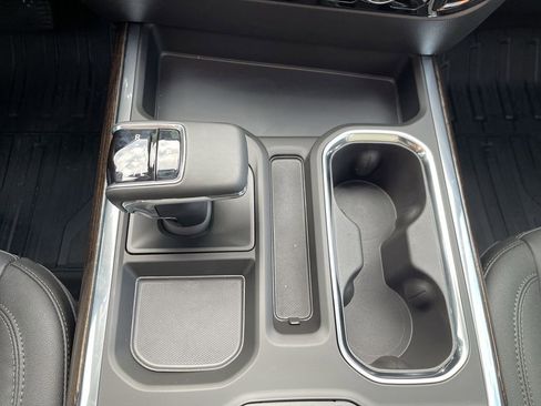 New 2026 GMC Sierra 1500 Elevation w/ Elevation Premium Package AWD/4WD image 16