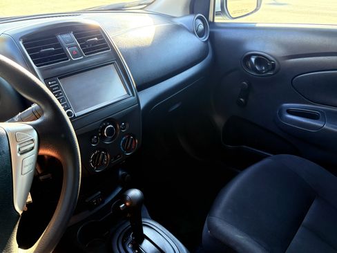 Used 2019 Nissan Versa S Plus image 43