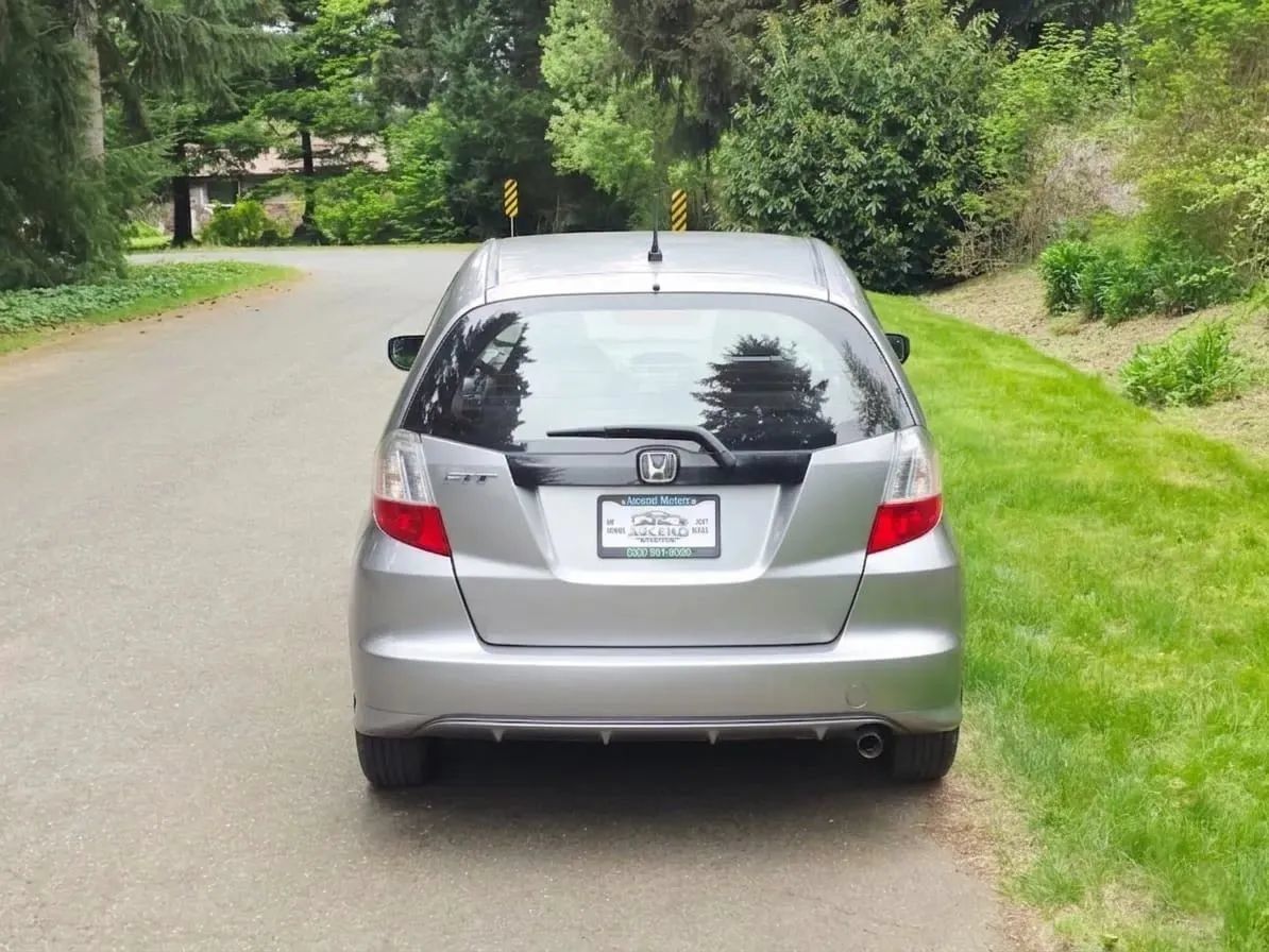 Used 2009 Honda Fit image 4