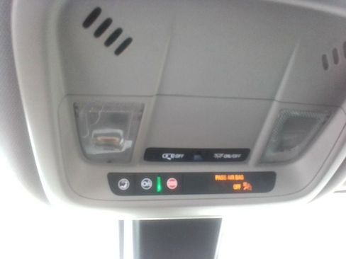 Used 2022 Chevrolet Malibu LT image 13