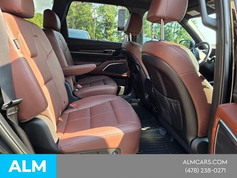 Used 2025 Kia Telluride SX w/ SX Captain's Chair Package FWD image 15