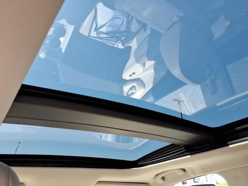 Used 2015 Nissan Murano SL w/ SL Technology Package AWD/4WD image 17