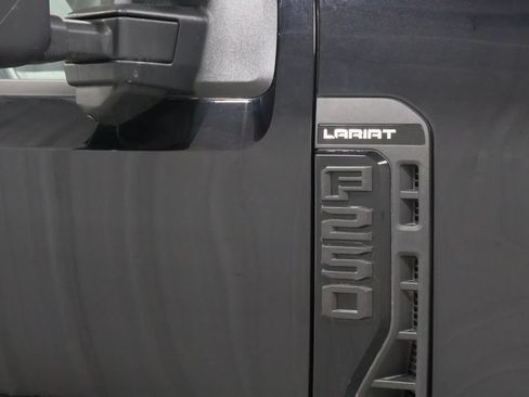 Used 2025 Ford F250 Lariat w/ Lariat Ultimate Package AWD/4WD image 10