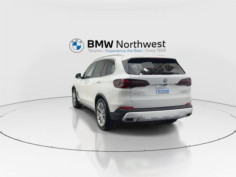 New 2026 BMW X5 xDrive50e w/ Climate Comfort Package image 13