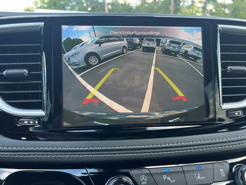 New 2026 Chrysler Pacifica Select image 35