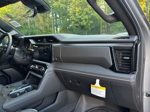 New 2026 GMC Sierra 2500 AT4X image 26