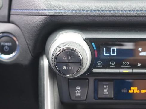 Used 2023 Toyota RAV4 XSE AWD/4WD image 29