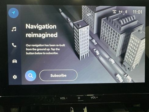 Used 2025 Toyota Corolla SE w/ SE Premium Package image 26