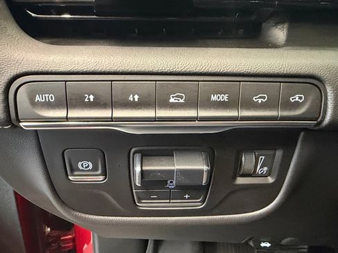Used 2024 Cadillac Escalade ESV Sport w/ LPO, ONYX Package AWD/4WD image 30
