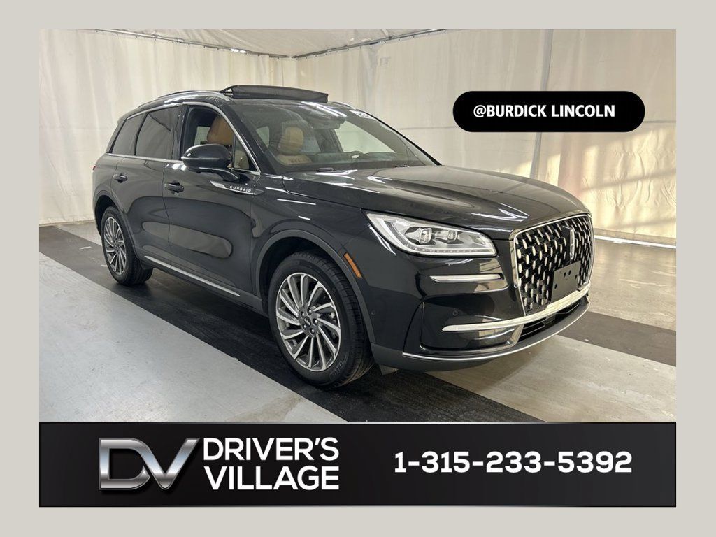 Used 2023 Lincoln Corsair Reserve w/ Equipment Group 202A AWD/4WD image 1
