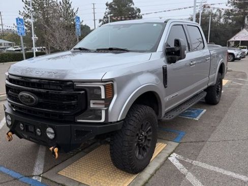 Used 2021 Ford F250 Lariat image 1
