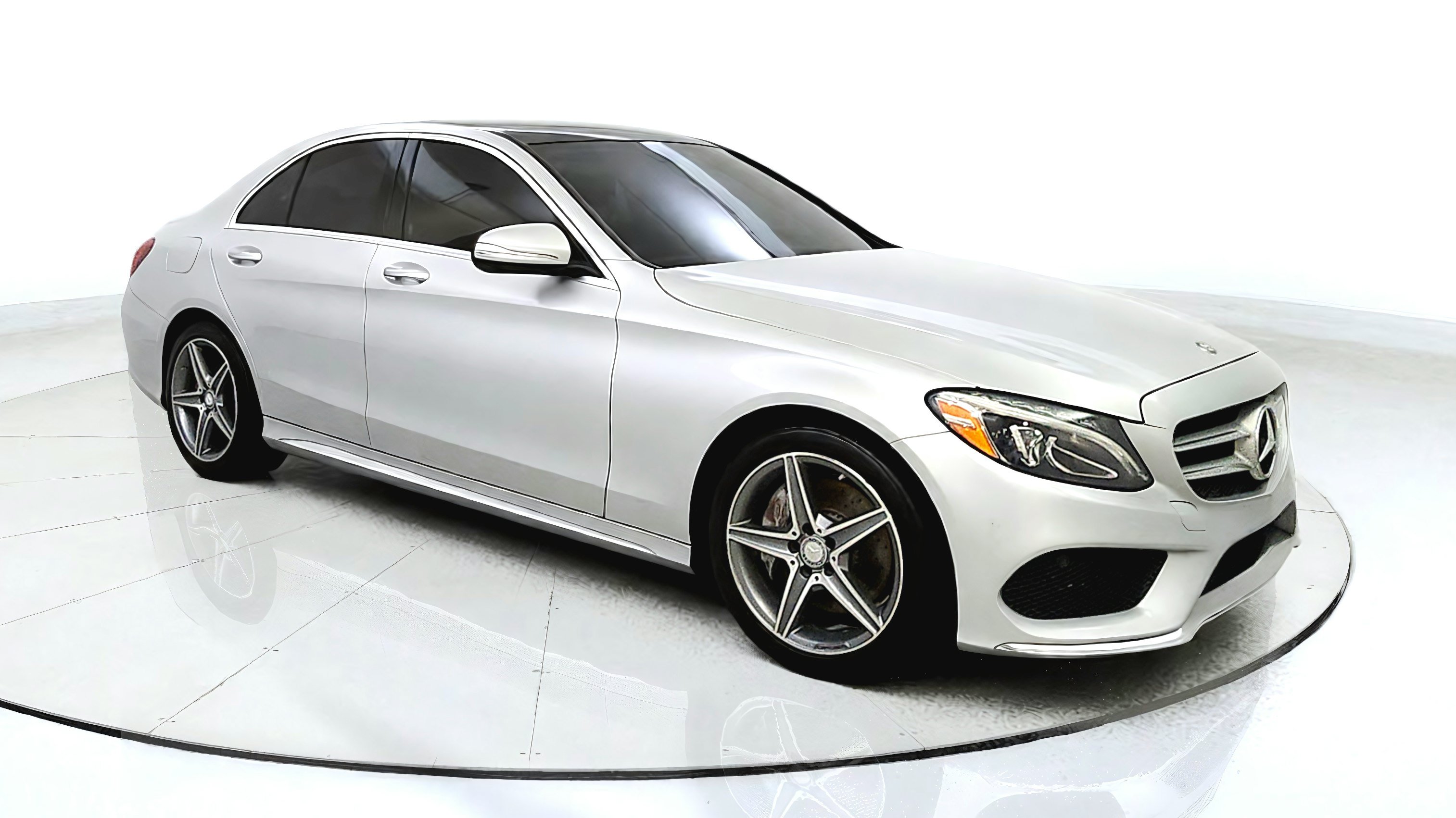 Used 2015 Mercedes-Benz C 300 Sedan image 1