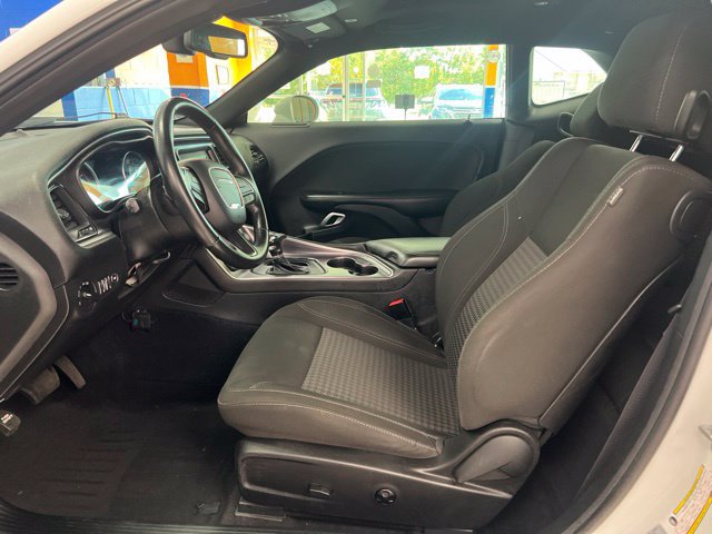 Used 2017 Dodge Challenger SXT RWD image 13