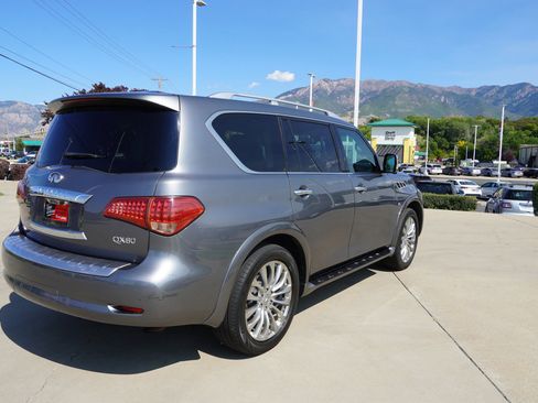 Used 2016 INFINITI QX80 4WD w/ Deluxe Technology Package image 8