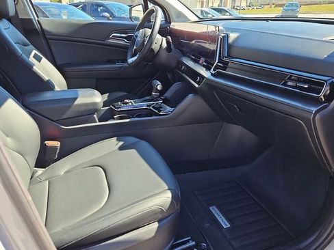 Used 2023 Kia Sportage SX image 12