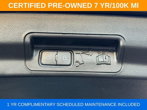 Used 2023 Ford Explorer XLT w/ Equipment Group 202A AWD/4WD image 27