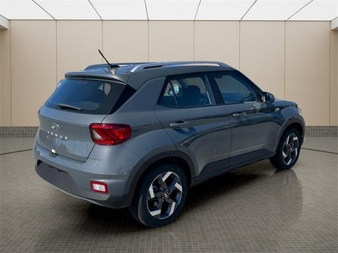 New 2026 Hyundai Venue SEL image 3