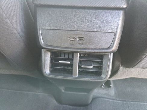 Used 2025 Chevrolet Equinox LT image 15