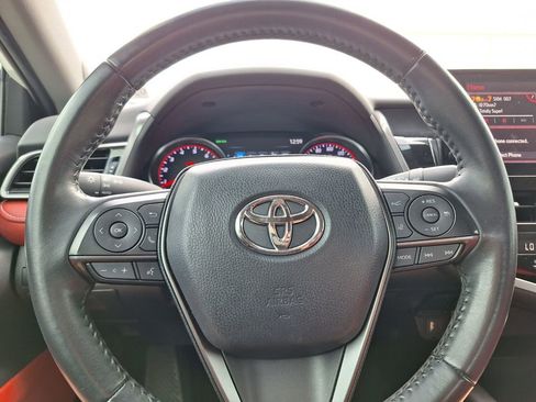 Used 2021 Toyota Camry XSE image 16