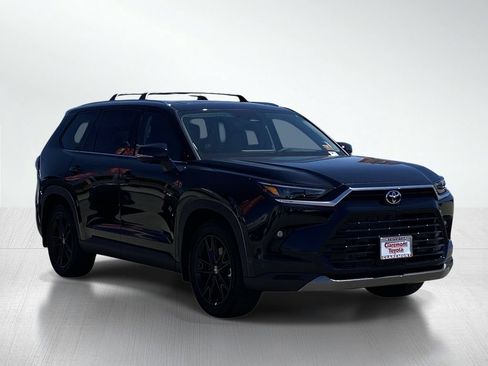 Used 2026 Toyota Grand Highlander AWD image 12