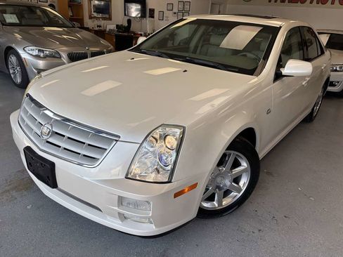 Used 2005 Cadillac STS V8 w/ Preferred Equipment Group image 9