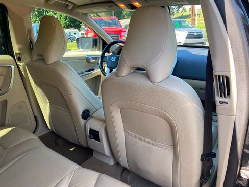 Used 2014 Volvo XC60 T6 AWD/4WD image 27