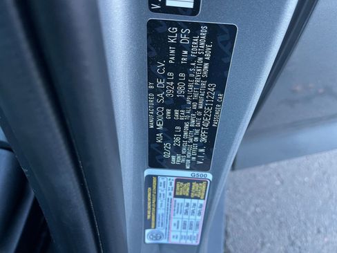 Used 2025 Kia K4 LXS image 28