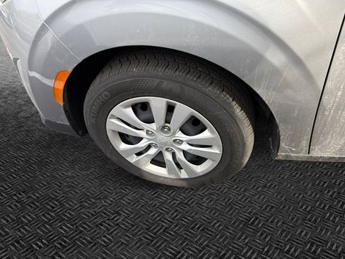 Certified 2023 Kia Soul LX image 11