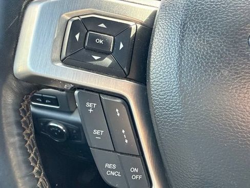 Used 2022 Ford F350 Platinum w/ FX4 Off-Road Package AWD/4WD image 24