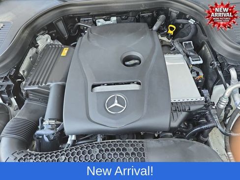 Used 2019 Mercedes-Benz GLC 300 4MATIC image 23