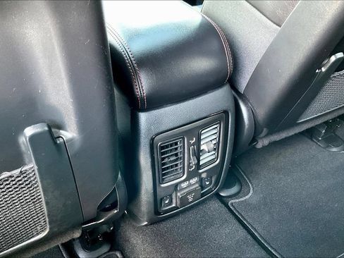 Used 2026 Dodge Durango GT AWD/4WD image 12