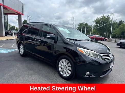 Used 2015 Toyota Sienna Limited Premium AWD/4WD image 9