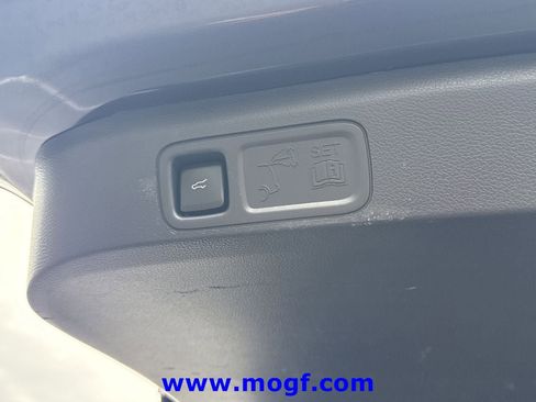 Used 2024 Ford Expedition Limited AWD/4WD image 28