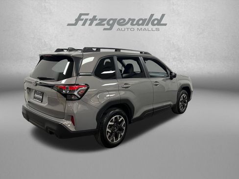 Used 2026 Subaru Forester Premium AWD/4WD image 7