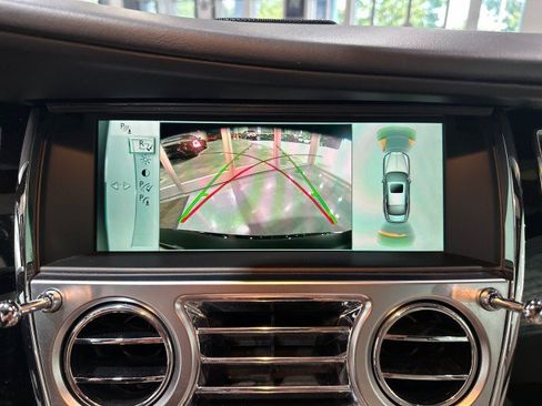 Used 2015 Rolls-Royce Wraith RWD image 67