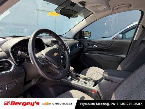 Used 2022 Chevrolet Equinox LT AWD/4WD image 9