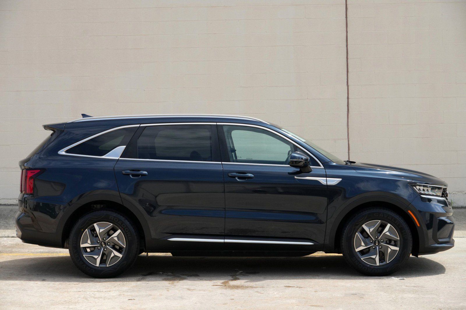 Used 2021 Kia Sorento S FWD image 52