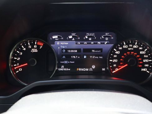Used 2017 Ford F150 Raptor w/ Equipment Group 802A Luxury AWD/4WD image 18