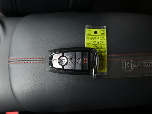 Used 2024 Ford Mustang GT Premium image 19