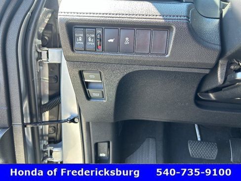 Used 2026 Honda Odyssey Touring image 24