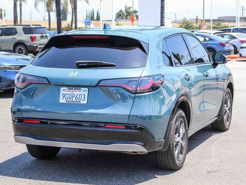 Used 2023 Honda HR-V EX-L image 11