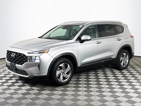 Used 2023 Hyundai Santa Fe SEL FWD image 4