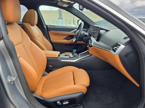 Used 2023 BMW i4 eDrive40 RWD image 10