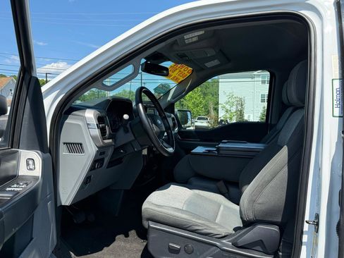 Used 2022 Ford F150 XLT w/ Equipment Group 301A Mid RWD image 11