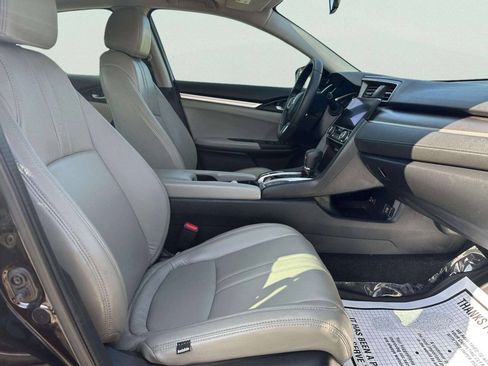 Used 2016 Honda Civic EX image 17